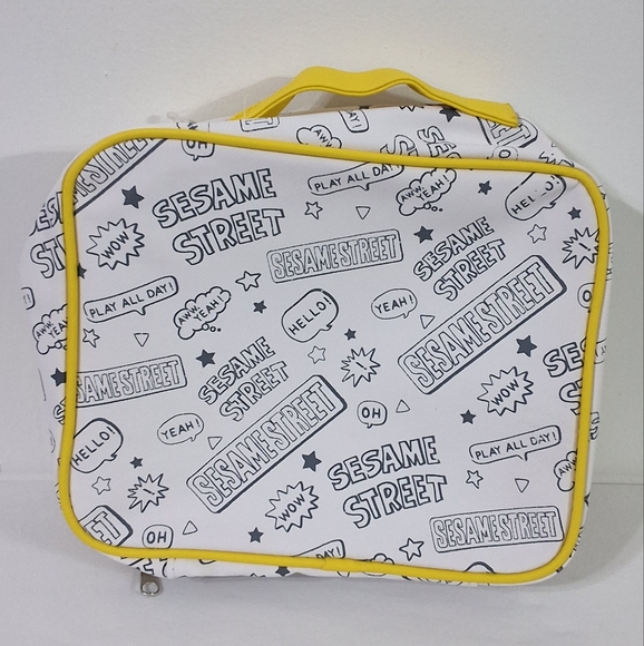 NWT Wet N Wild Sesame Street Sesame Street Limited Edition Makeup Bag - Picture 4 of 5